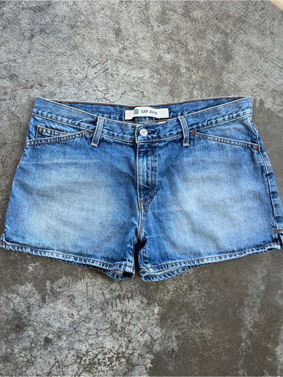 GAP Pants - Vintage GAP Denim Shorts Pocket Women’s 12 100% Cotton Medium Wash Y2K